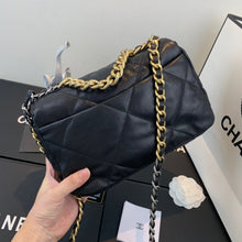 Load image into Gallery viewer, CC 19 Flap Bag Medium