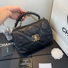 Load image into Gallery viewer, CC 19 Flap Bag Medium