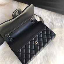 Load image into Gallery viewer, CC Flap Bag X Lambskin Jumbo