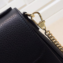 Load image into Gallery viewer, GG shoulder bag Medium Size