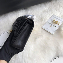 Load image into Gallery viewer, CC Flap Bag X Caviar Medium
