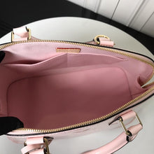Load image into Gallery viewer, Alma PM Vernis Leather