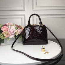 Load image into Gallery viewer, Alma BB Vernis Leather