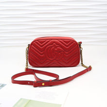 Load image into Gallery viewer, GG Marmontmatelassé small shoulder bag 24cm