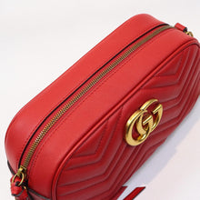 Load image into Gallery viewer, GG Marmontmatelassé small shoulder bag 24cm