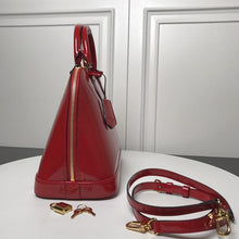 Load image into Gallery viewer, Alma PM Vernis Leather