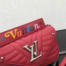 Load image into Gallery viewer, New Wave Chain Bag PM