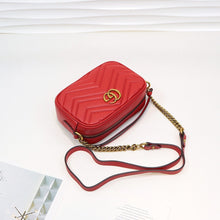 Load image into Gallery viewer, GG Marmont matelassé mini bag 17cm