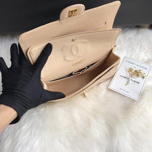 Load image into Gallery viewer, CC Flap Bag X Caviar Medium