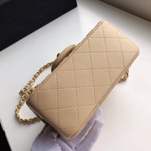 Load image into Gallery viewer, CC Flap Bag X Lambskin Mini