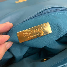 Load image into Gallery viewer, CC 19 Flap Bag Medium