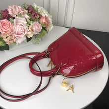 Load image into Gallery viewer, Alma BB Vernis Leather