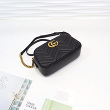 Load image into Gallery viewer, GG Marmontmatelassé small shoulder bag 24cm