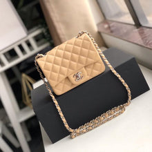 Load image into Gallery viewer, CC Flap Bag X Lambskin Mini