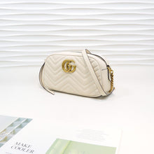 Load image into Gallery viewer, GG Marmontmatelassé small shoulder bag 24cm