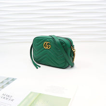 Load image into Gallery viewer, GG Marmont matelassé mini bag 17cm