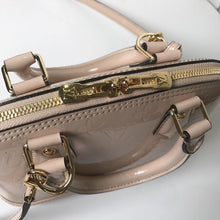Load image into Gallery viewer, Alma BB Vernis Leather