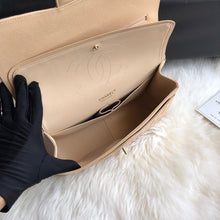 Load image into Gallery viewer, CC Flap Bag X Caviar Jumbo