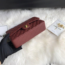 Load image into Gallery viewer, CC Flap Bag X Caviar Medium