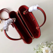 Load image into Gallery viewer, Montaigne MM Empreinte