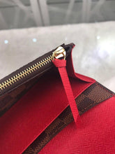Load image into Gallery viewer, EMILIE WALLET