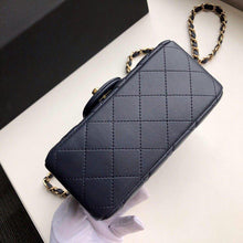 Load image into Gallery viewer, CC Flap Bag X Lambskin Mini