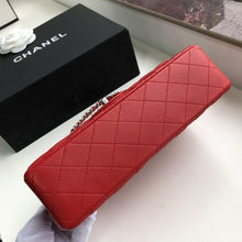 Load image into Gallery viewer, CC Flap Bag X Lambskin Medium