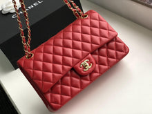 Load image into Gallery viewer, CC Flap Bag X Lambskin Medium