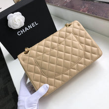 Load image into Gallery viewer, CC Flap Bag X Lambskin Medium