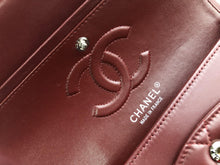 Load image into Gallery viewer, CC Flap Bag X Lambskin Medium