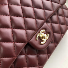 Load image into Gallery viewer, CC Flap Bag X Lambskin Medium