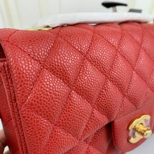 Load image into Gallery viewer, CC Flap Bag X Caviar Small 20cm