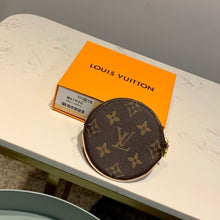 Load image into Gallery viewer, ROUND COIN PURSE
