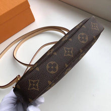 Load image into Gallery viewer, POCHETTE ACCESSOIRES
