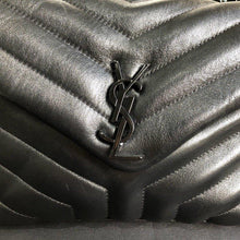 Load image into Gallery viewer, Lou Lou Small in Matelasse 25cm

