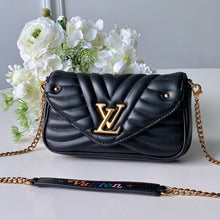 Load image into Gallery viewer, NEW WAVE CHAIN POCHETTE
