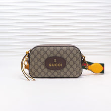 Load image into Gallery viewer, Neo Vintage GG Supreme messenger bag
