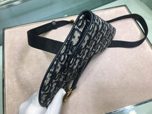 Load image into Gallery viewer, Mini Oblique Saddle bag
