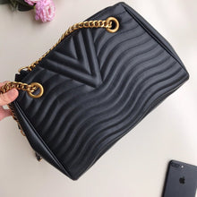 Load image into Gallery viewer, NEW WAVE CHAIN TOTE
