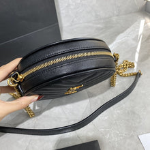 Load image into Gallery viewer, VINYLE ROUND CAMERA BAG
