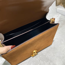 Load image into Gallery viewer, CASSANDRA Medium
