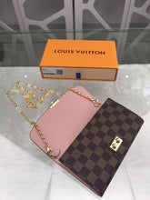 Load image into Gallery viewer, CROISETTE CHAIN WALLET
