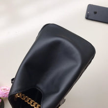 Load image into Gallery viewer, NEW WAVE CHAIN TOTE
