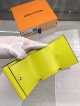 Load image into Gallery viewer, DISCOVERY COMPACT WALLET

