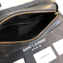Load image into Gallery viewer, Lou Camera Bag
