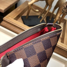 Load image into Gallery viewer, Mini POCHETTE ACCESSOIRES
