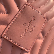 Load image into Gallery viewer, NEW WAVE HEART BAG
