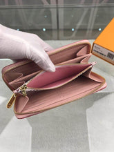 Load image into Gallery viewer, ZIPPY WALLET
