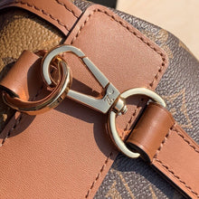 Load image into Gallery viewer, Dauphine Backpack
