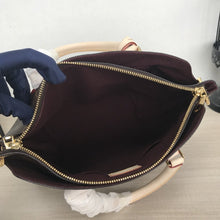 Load image into Gallery viewer, FLOWER ZIPPED TOTE PM
